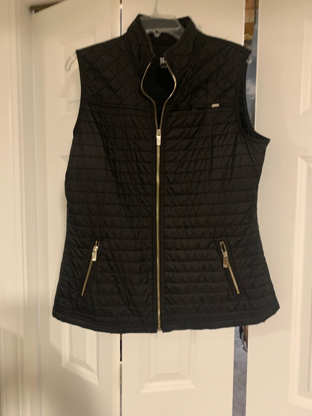Tail Black Quilted Zip Front Vest